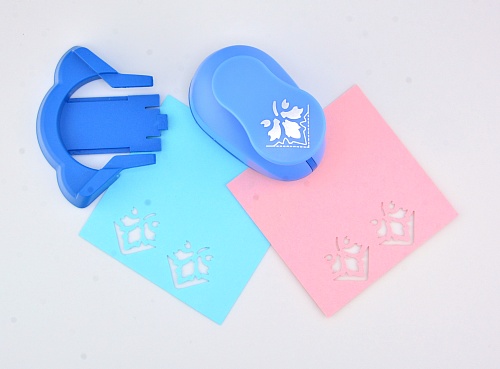 Угловой дырокол 2.5 см Листья