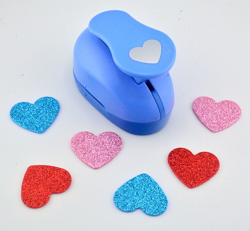 Фигурный дырокол 3,7 см Сердце