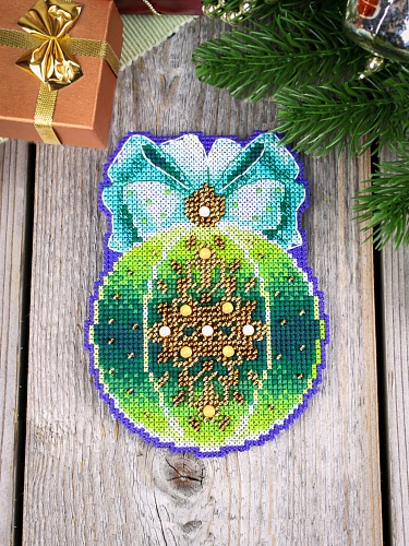 Елочный шар. Волшебство леса