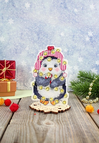 Новогодний пингвин