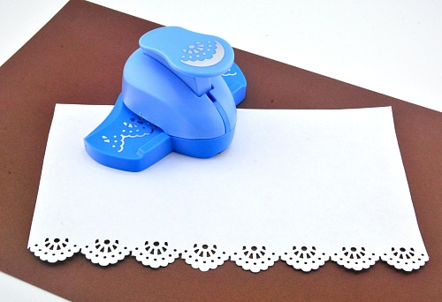 Дырокол для декора края 2.5 см Кружево-3