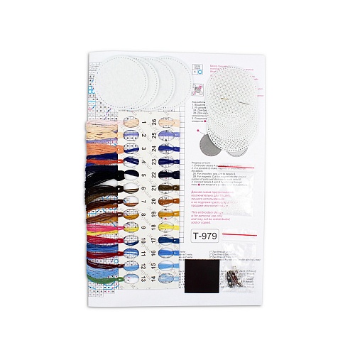 Дамы. Значки. Магниты