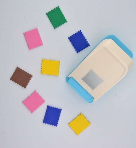 Фигурный дырокол 25х21 мм Марка