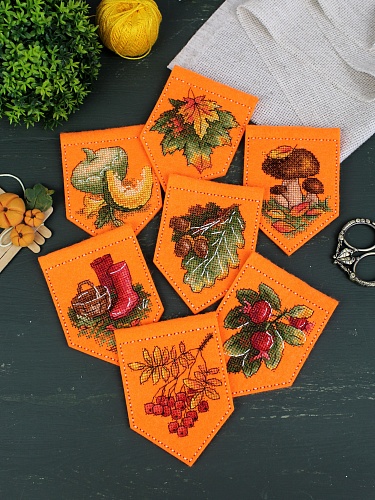 Осенняя гирлянда оранжевая (7 флажков)