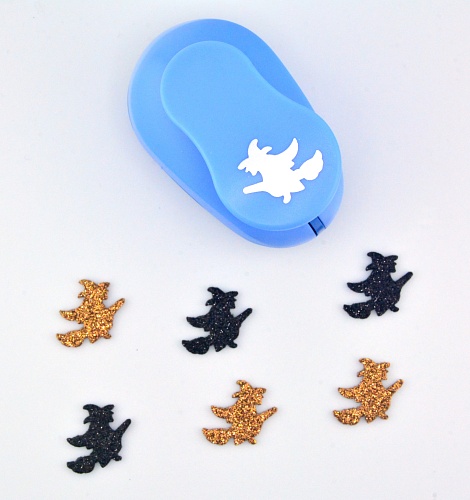 Фигурный дырокол 2.5 см Ведьмочка