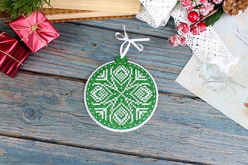 Хвойный узор