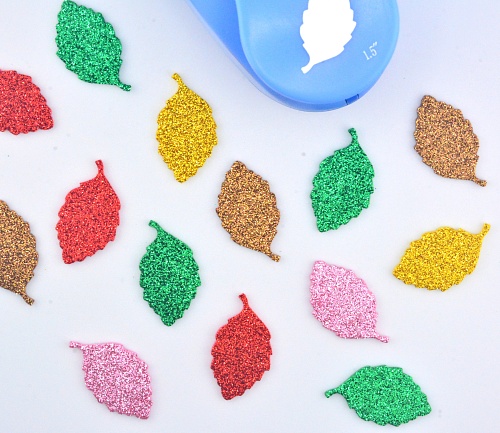 Фигурный дырокол 3,7 см Листик-2