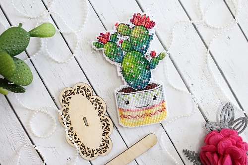 Колючий друг