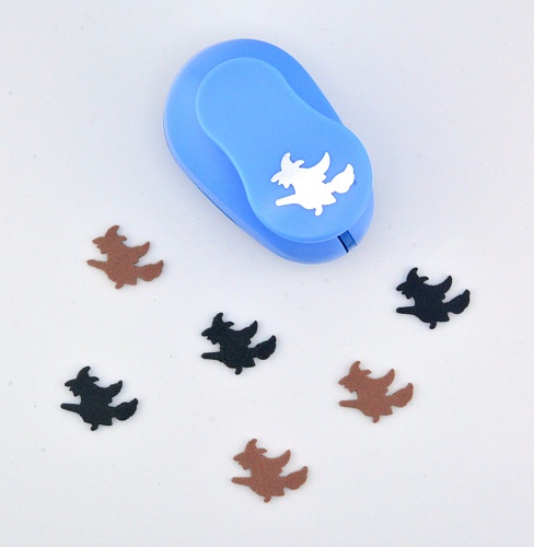 Фигурный дырокол 2.5 см Ведьмочка