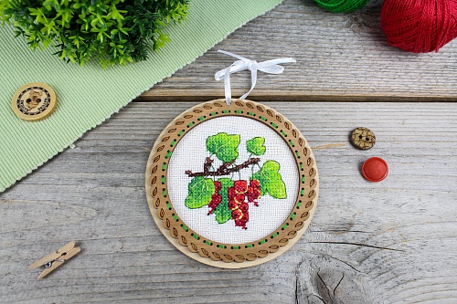 Миниатюра. Дачные ягоды. Смородина