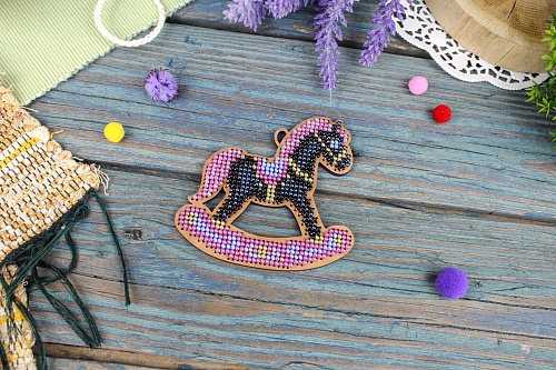 Лошадка тёмная