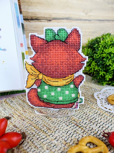 Весёлая лисичка