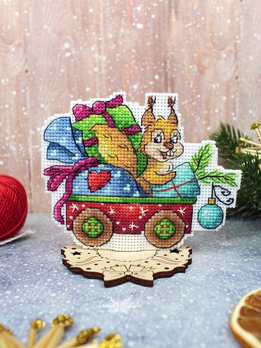 Белка-затейница