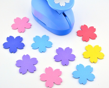 Фигурный дырокол 3,7 см Сакура