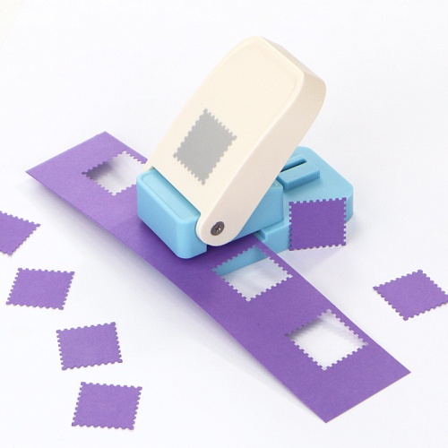 Фигурный дырокол 25х21 мм Марка