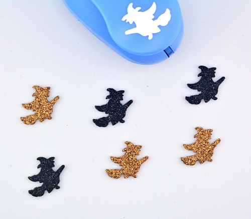 Фигурный дырокол 2.5 см Ведьмочка