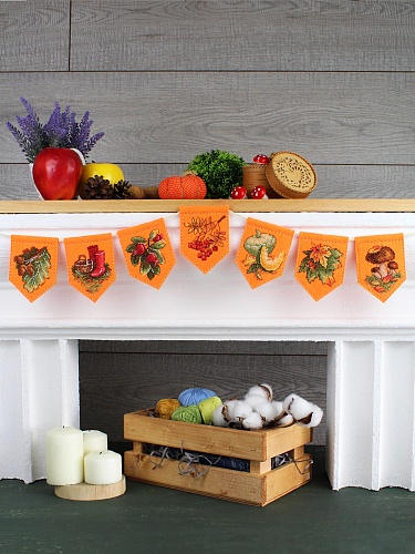 Осенняя гирлянда оранжевая (7 флажков)