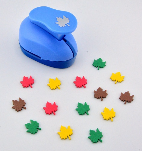 Фигурный дырокол 1.6 см Кленовый лист