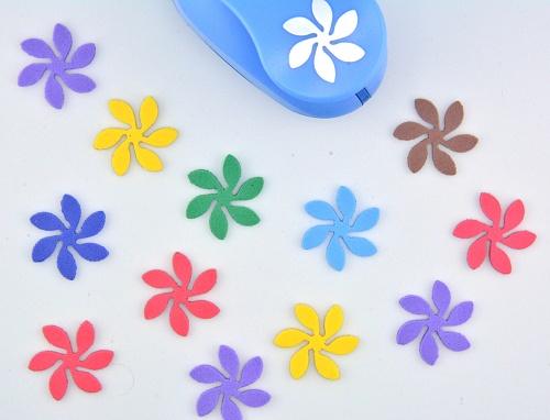 Фигурный дырокол 2,5 см Цветок