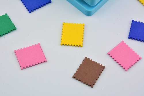 Фигурный дырокол 25х21 мм Марка