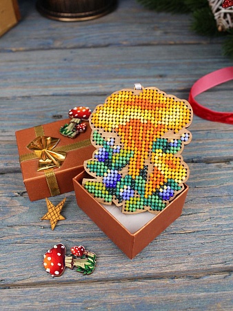 Вышивка бисером Ёлочная игрушка. Лисички