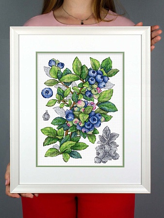 Вышивка крестом Голубика