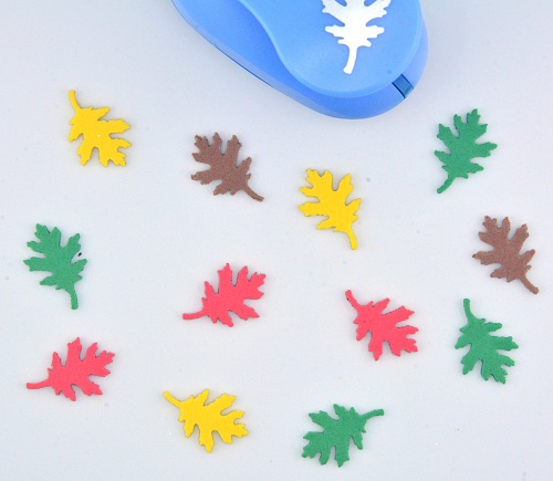 Фигурный дырокол 2,5 см Листик