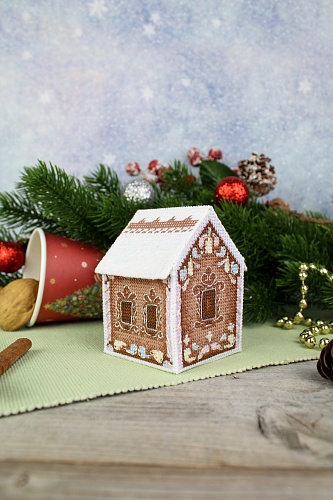 Объёмная игрушка. Пряничный домик