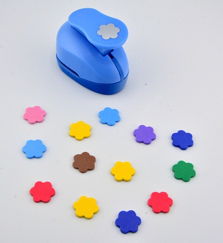 Фигурный дырокол 1.6 см Цветок