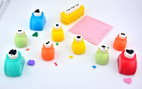 Набор фигурных дыроколов Ассорти, 10 штук, в кейсе