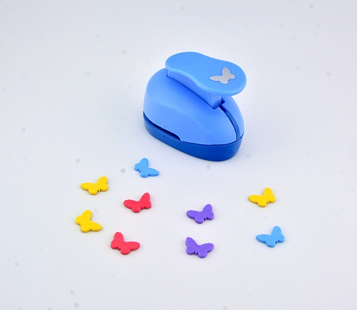 Фигурный дырокол 1.6 см Бабочка