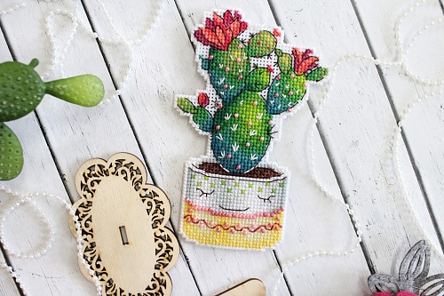 Колючий друг