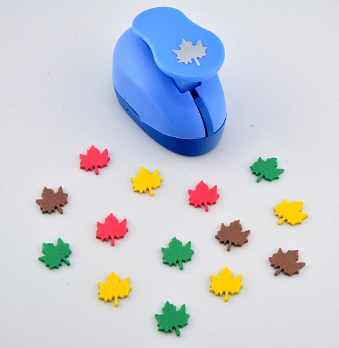 Фигурный дырокол 1.6 см Кленовый лист