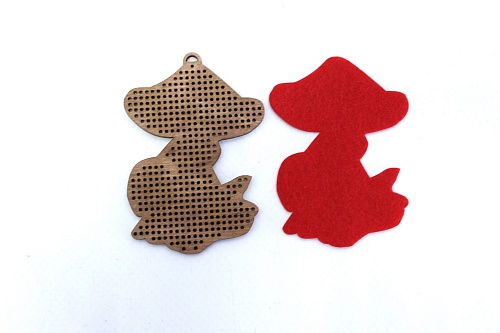 Ёлочная игрушка. Маленький мухомор