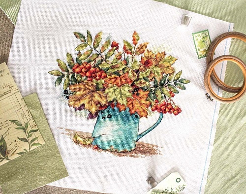 Алые гроздья рябины