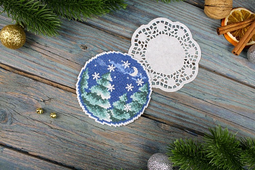 Новогодний шар с узорами