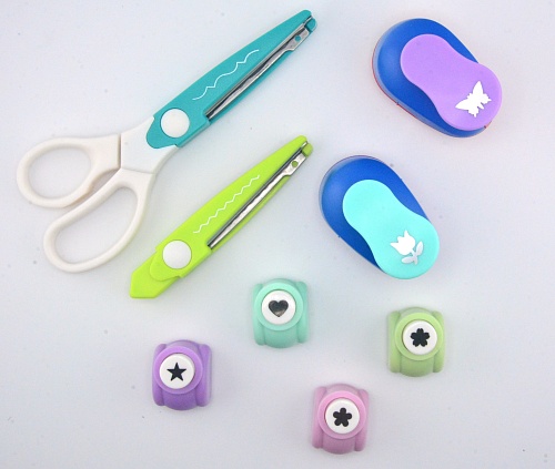 Набор фигурных дыроколов Ассорти, 6 штук+ фигурные ножницы, в кейсе