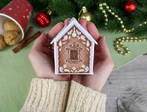 Объёмная игрушка. Пряничный домик