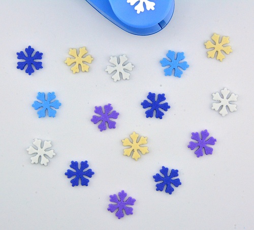 Фигурный дырокол 1.6 см Снежинка