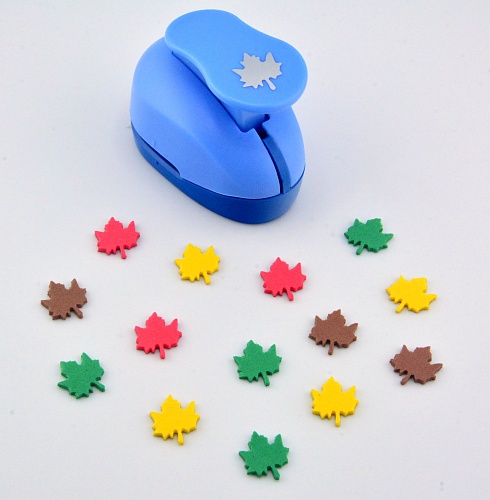 Фигурный дырокол 1.6 см Кленовый лист