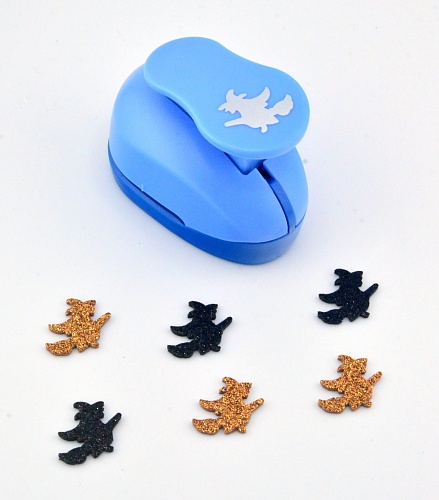 Фигурный дырокол 2.5 см Ведьмочка