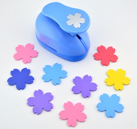 Фигурный дырокол 3,7 см Сакура